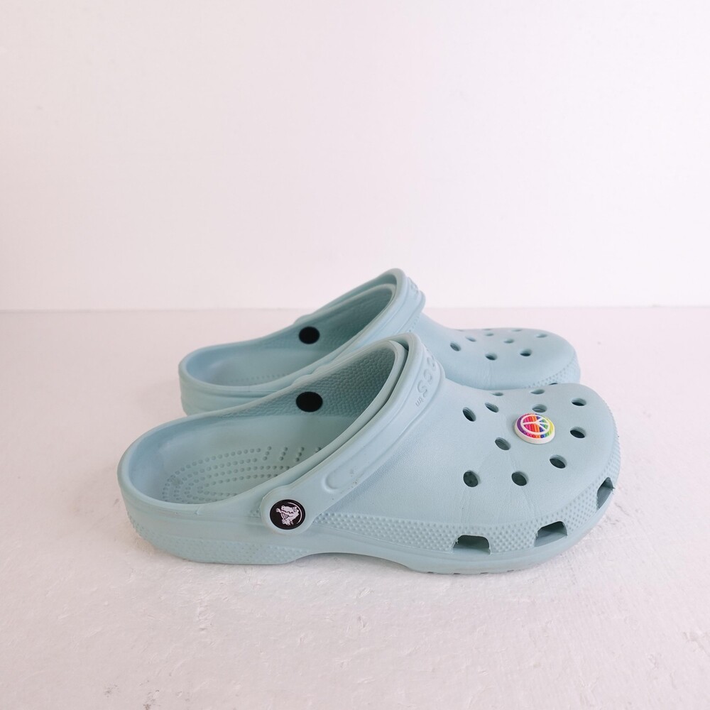 Crocs Classic Clog Shoes Womens Size 8 Womens Size 10 Light Aqua Slip On Jibbitz